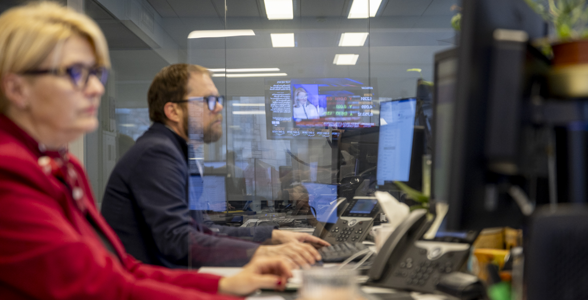 Valenium Office, CTF teams